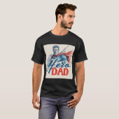 "Heldenvader" Superheld Illustratie met Babyfles T-shirt (Voorkant volledig)