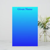 Helder Aqua Blauwe Gepersonaliseerde Ombre Briefpapier (Staand voorkant)