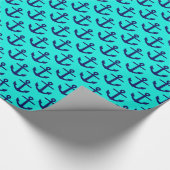 Helder aqua, marineblauw ankerspatroon cadeaupapier (Hoek)