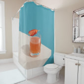 Helder drink glas met bruine vloeistof douchegordijn (In situ)