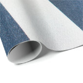 Helder drink glas met gele vloeistof cadeaupapier (Rol Hoek)