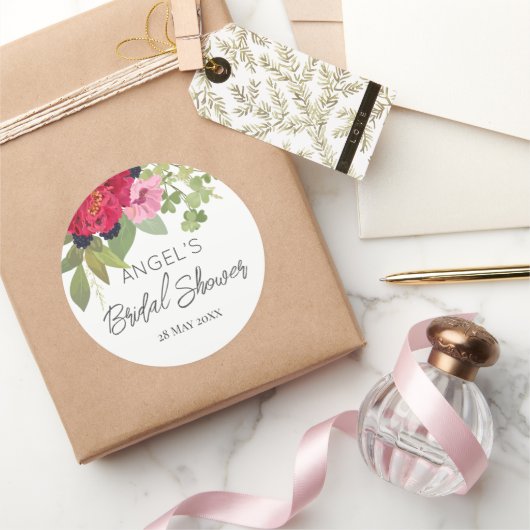 Helder en kleurrijk bloemboeket bruidsdouche  ronde sticker (Geschenken)