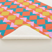 Helder en kleurrijk geometrisch patroon in Oranje Sherpa Deken (3/4)