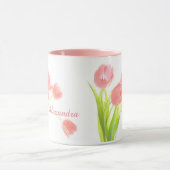 Helder, fris, roze tulpenboeket op witte naam mok (Midden)