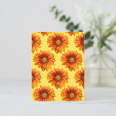 Helder geeloranje verloop bloem uitsnede briefkaart (Staand voorkant)