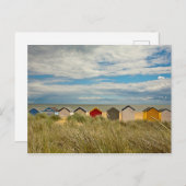 Helder gekleurde huts op het strand briefkaart (Voorkant / Achterkant)