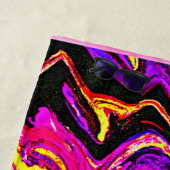 Helder levendig stralingspatroon strandlaken (In situ)