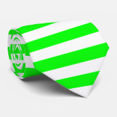 Helder Neon Chartreuse Green en White Stripe Strop Stropdas (Opgerold)