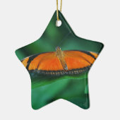 Helder Oranje en zwarte vlinder op leder Keramisch Ornament (Links)