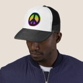 Helder Regenboog Trucker Pet (In situ)