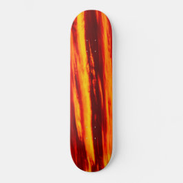 Helder rood zonsonderstel persoonlijk skateboard