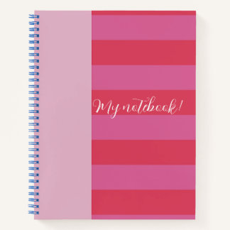 Helder roze en vrolijk rood gestreept notitieboek