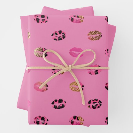 Helder roze rozen en luipaard lippen inpakpapier vel (In situ)