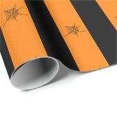 Helder Sinaasappel en zwart Halloween Striped Patt Cadeaupapier (Rol Hoek)