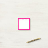 Helder warm roze | JOUW NAAM Post-it® Notes (Op bureau)