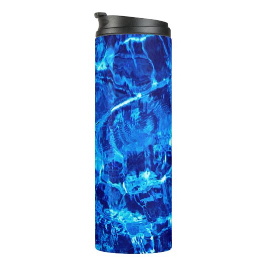 Helderblauwe achtergrond thermosbeker (Geroteerd rechts)