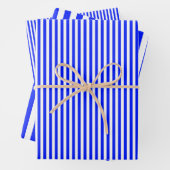 Helderblauwe en witte strepen inpakpapier vel (In situ)