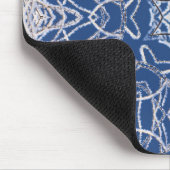 Helderblauwe witte sneeuw en ster caleidoscoop muismat (Hoek)