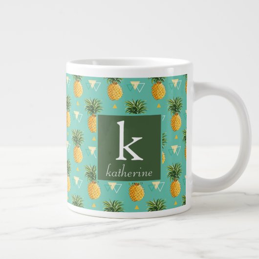 Heldere ananassen op het geometrische patroon | Mo Grote Koffiekop (Rechts)