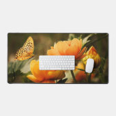 Heldere Deep Yellow Bloemen met Vlinder Bureaumat (Keyboard & Muis)
