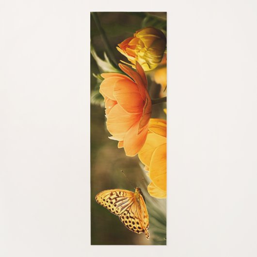 Heldere Deep Yellow Bloemen met Vlinder Yogamat (Voorkant)
