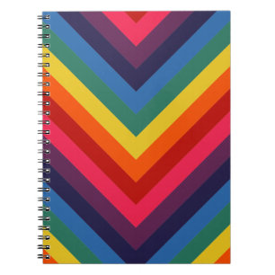 Heldere en kleurrijke Chevron Retro Rainbow Notitieboek