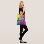 Heldere en vrolijke print van Natasha Us Tote Bag (Op model)