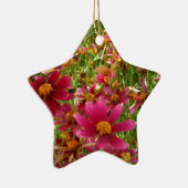 Heldere Hot Pink en gele Daisy bloemen Keramisch Ornament (Rechts)