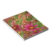 Heldere Hot Pink en gele Daisy bloemen Notitieblok (Schuin)