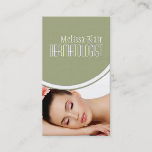 Heldere huid Dermatoloog bloedbad in het gezicht Visitekaartje