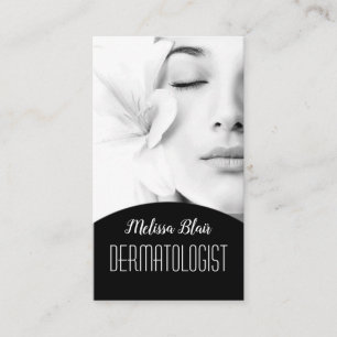 Heldere huid Dermatoloog bloedbad in het gezicht Visitekaartje