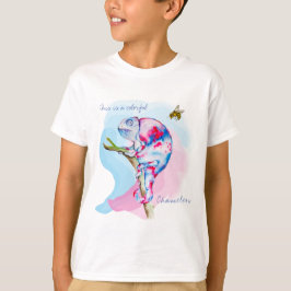Heldere kleurrijke waterverf kameleon en bij. t-shirt