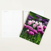 Heldere lila en roze tulpen op een zonnige dag planner (Display)