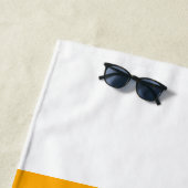 Heldere Nautical Blue White Vacation Stripes Strandlaken (In situ)