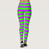 Heldere Neon Paarse en Groene Horizontale Gestreep Leggings (Achterkant)