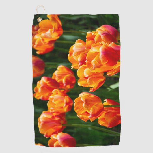 Heldere oranje tulpen in het park golfhanddoek (Voorkant)