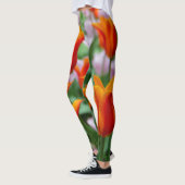 Heldere oranje tulpen in het park leggings (Links)