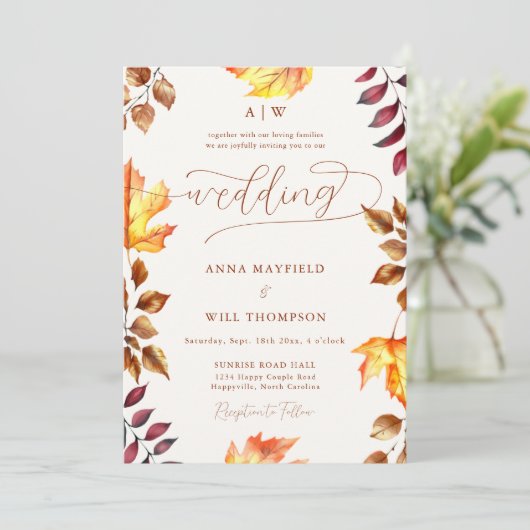 Heldere pompoen herfst blad monogram kuif bruiloft kaart (Staand voorkant)