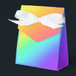 Heldere regenbooggradiënt voor doos bedankdoosjes<br><div class="desc">Mooi en kleurrijk! Deze prachtige afdruk is perfect voor uw kleurrijke kleding,  accessoires voor thuis,  cadeaus en accessoires op Zazzle! Ontworpen in de mooie staat Washington,  de VS,  door een onafhankelijke kunstenaar.</div>
