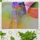 Heldere regenboogroze dragonvlieg theedoek (Gevouwen)