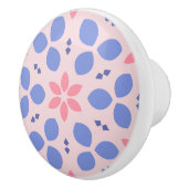 Heldere roze bloemen en blauw op Schattigee Mod Fl Keramische Knop (Rechts)