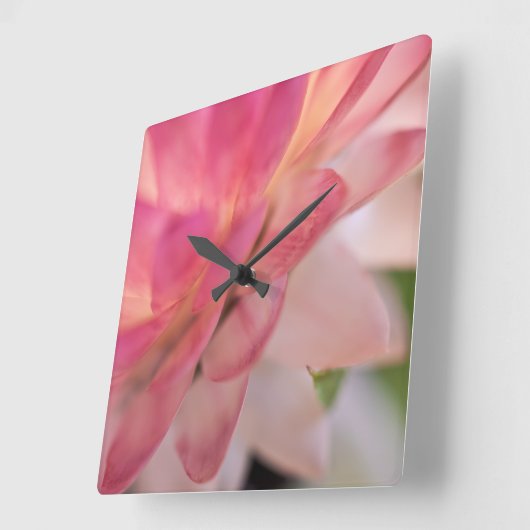 Heldere roze strobloem vierkante klok (Hoek)