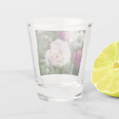 Heldere roze tulpen op een zonnige dag shot glas (Achterkant)