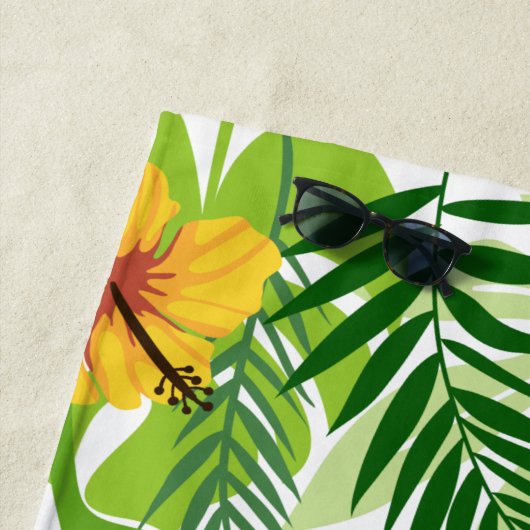 Heldere Tropische bloemen en bladeren Mr en Mrs. Strandlaken (In situ)