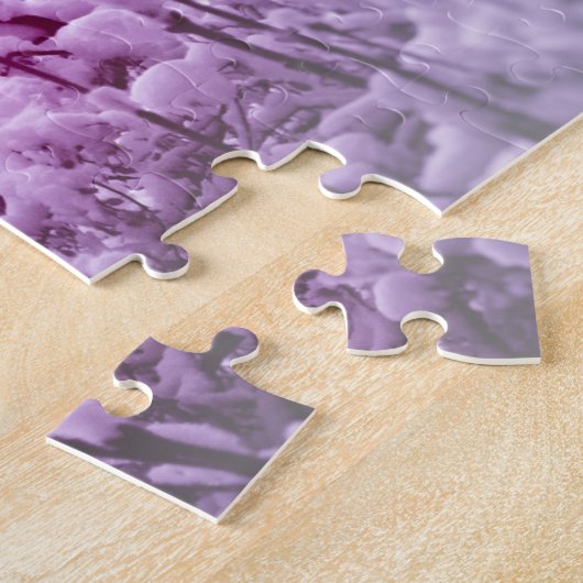 Heldere winterdag Roze Violet getint Snowy bomen Legpuzzel (Zijkant)