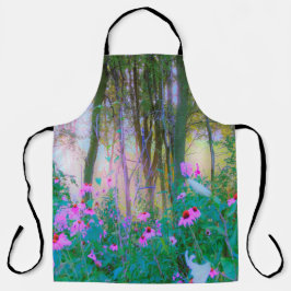 Heldere zonsopgang met roze conceflowers in mijn t schort