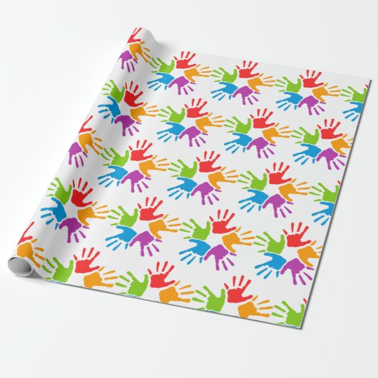 Heldergekleurde diversiteit Handhand-prints Cadeaupapier (Uitgerold)