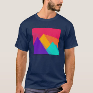 Heldergekleurde geometrische driehoeken en piramid t-shirt
