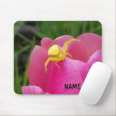 Heldergele Krab Spider Roze Tulp Jouw naam Muismat (Met muis)