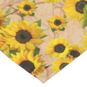 Heldergele zonnebloempitten op marmer korte tafelloper (Hoek)